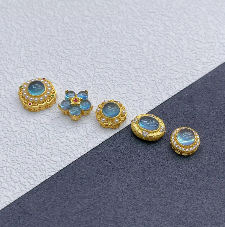 S925 Ancient Silver Plated Gold Accessories Inlaid with Natural Aquamarine Flower Spacer Beads for DIY Handmade Beading and Knotting.